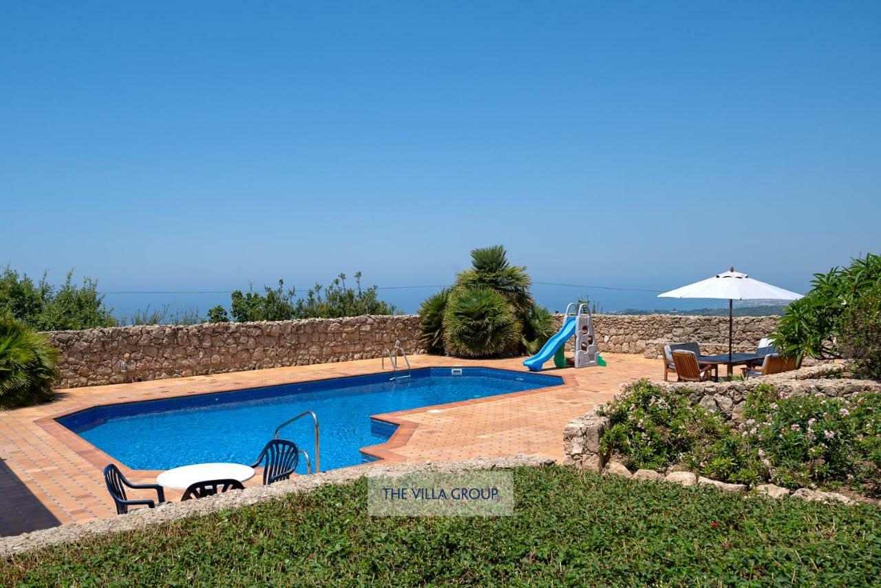 Victorias Villa *