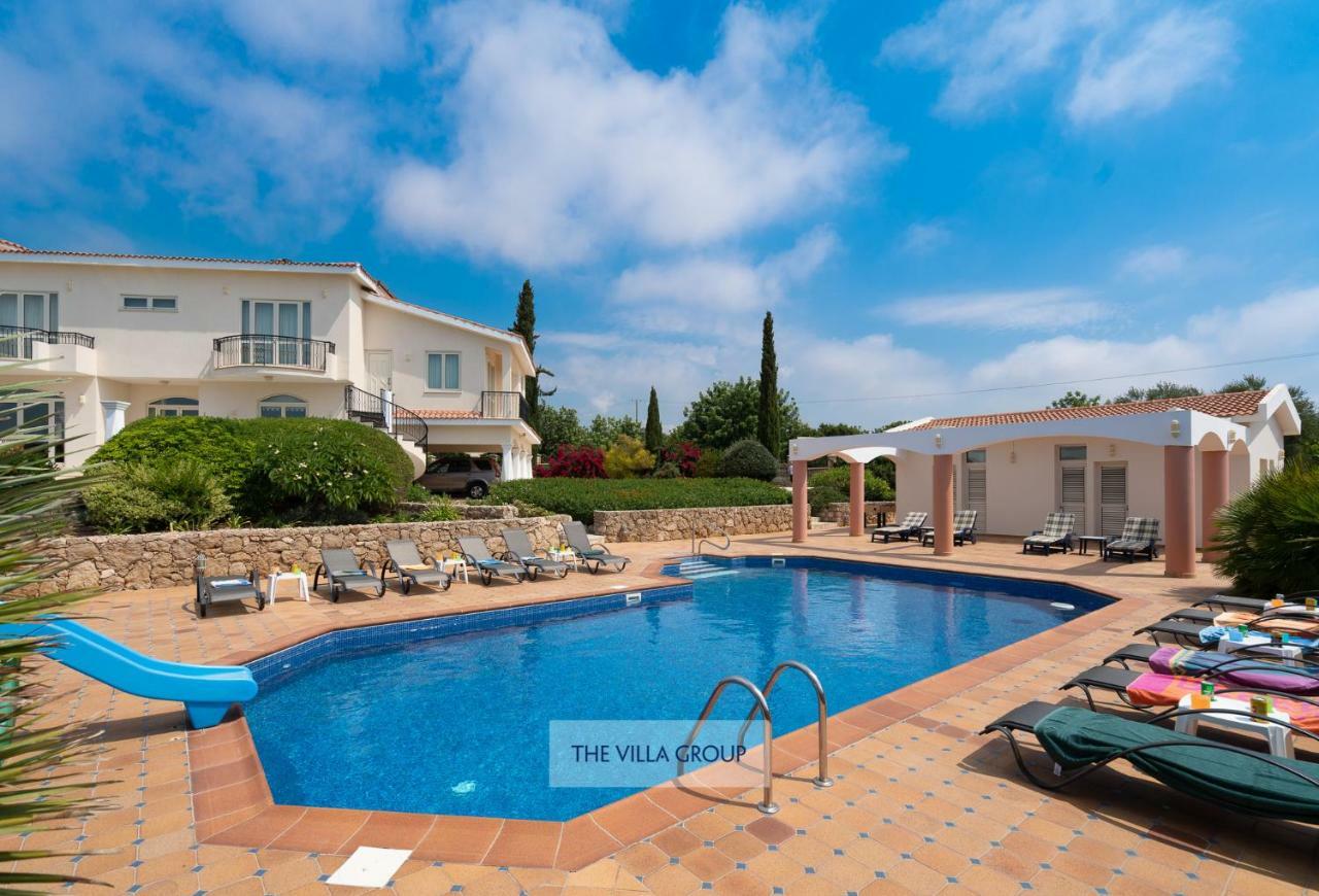 Villa Victorias