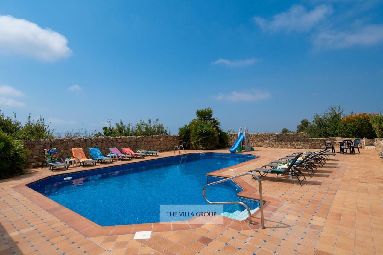 Victorias Villa *